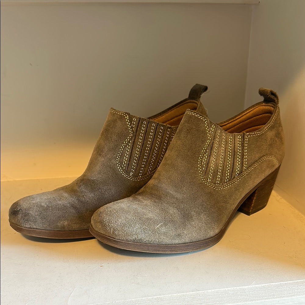 Women's Suede Ankle Boots